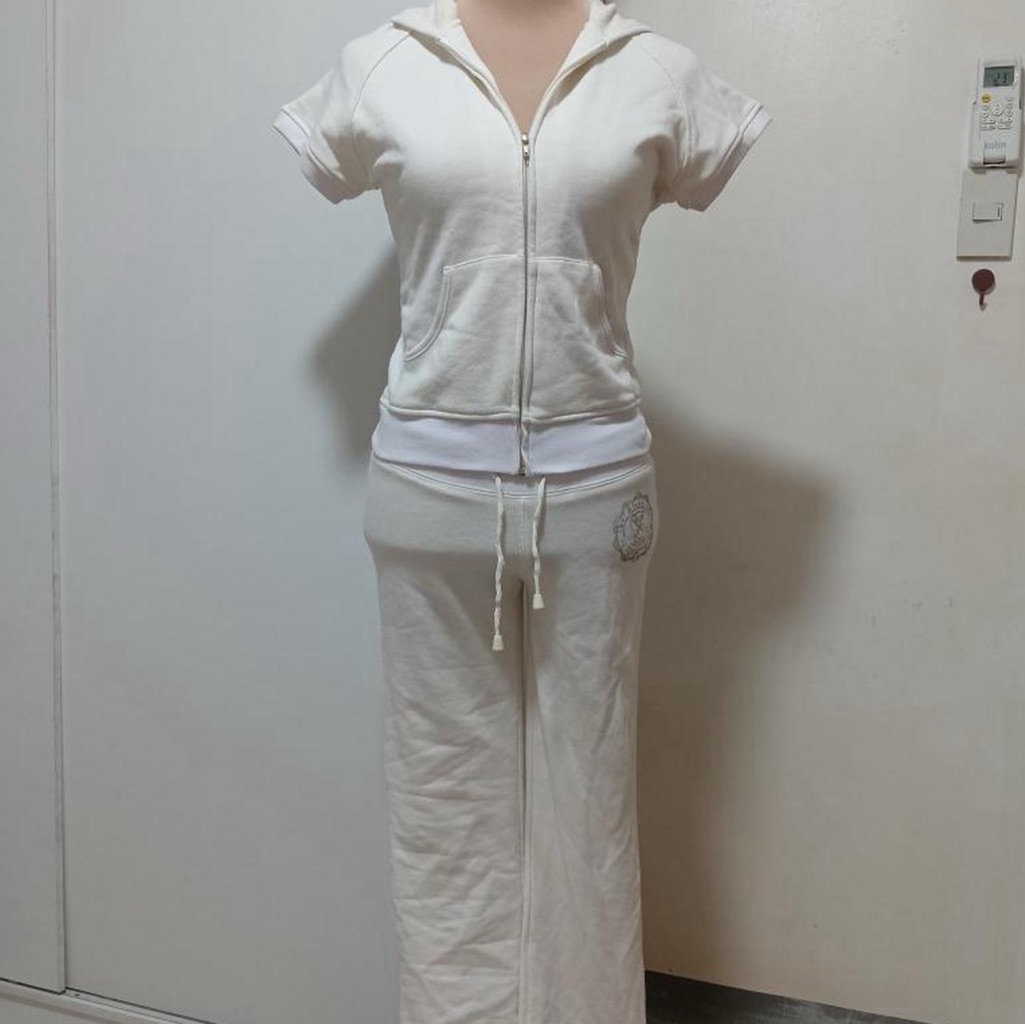 Juicy Couture Cream Hoodie And Pants Set